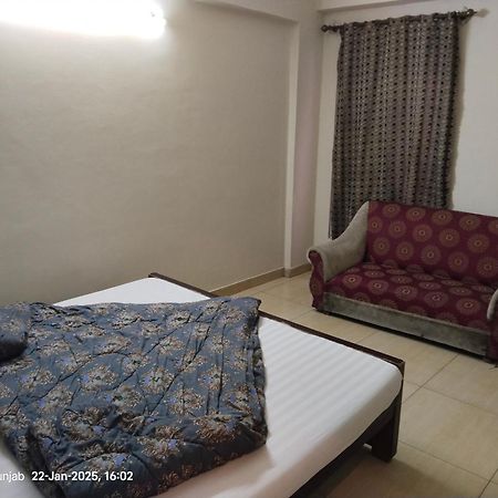 Shahzad Hotel Rawalpindi Esterno foto