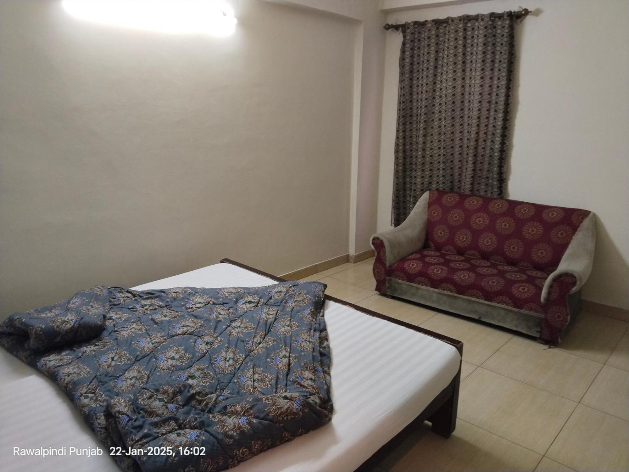 Shahzad Hotel Rawalpindi Esterno foto